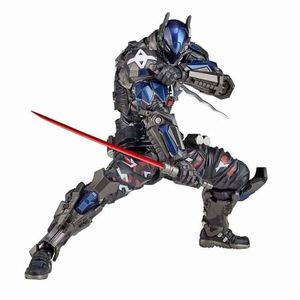 اکشن فیگور مدل بتمن پیشرفته advanced batman از شوالیه آرکام ارتفاع 15 سانتی‌متر