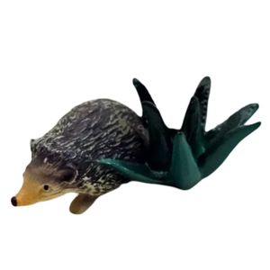 فیگور ناب سل مدل جوجه تیغی کد hedghog naab032 ارتفاع 2 سانتی متر
