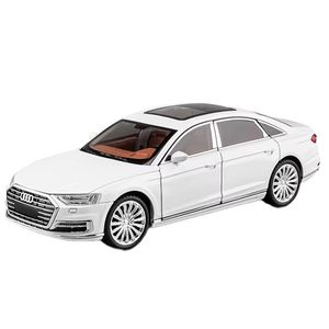 ماشین بازی مدل audi a8