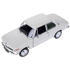 ماشین بازی ولی مدل bmw 2002ti
