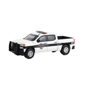 ماشین بازی گرین‌ لایت مدل 2022 chevrolet silverado ssv کد 43020 f