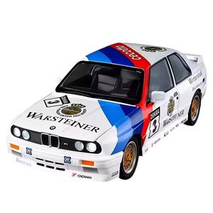 ماکت ماشین مدل bmw m3 e30 1_24
