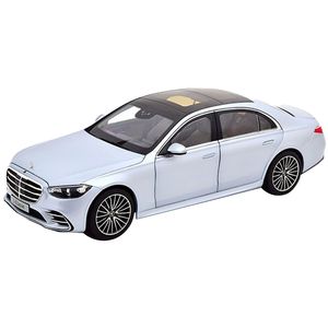 ماکت ماشین مدل بنز میباخ 913a