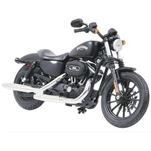 ماکت موتور مایستو مدل  harley davidson sportster iron 883 2014 scale 1:12