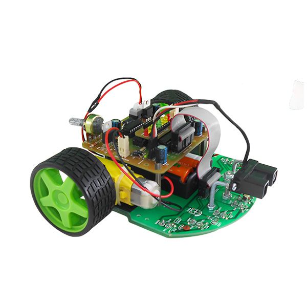 ربات مدل مسیریاب trackmaster1