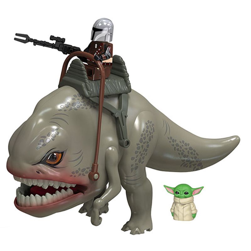 ساختنی مدل mandalorian and blurrg بسته سه عددی