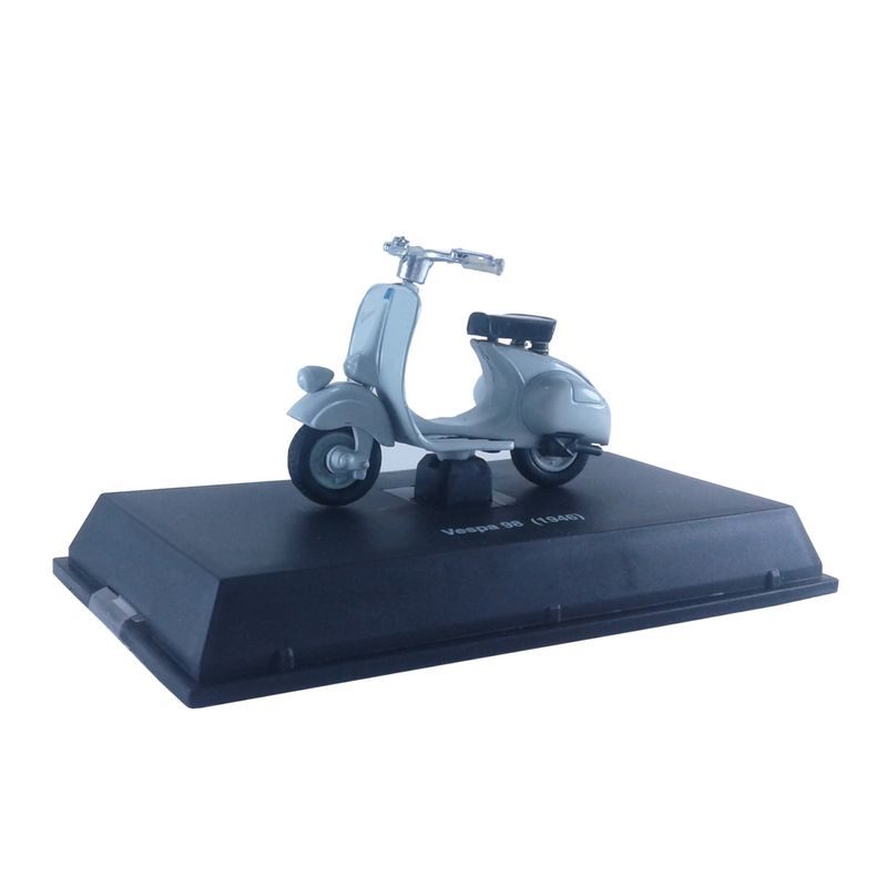 موتور بازی مدل vespa 98 1946